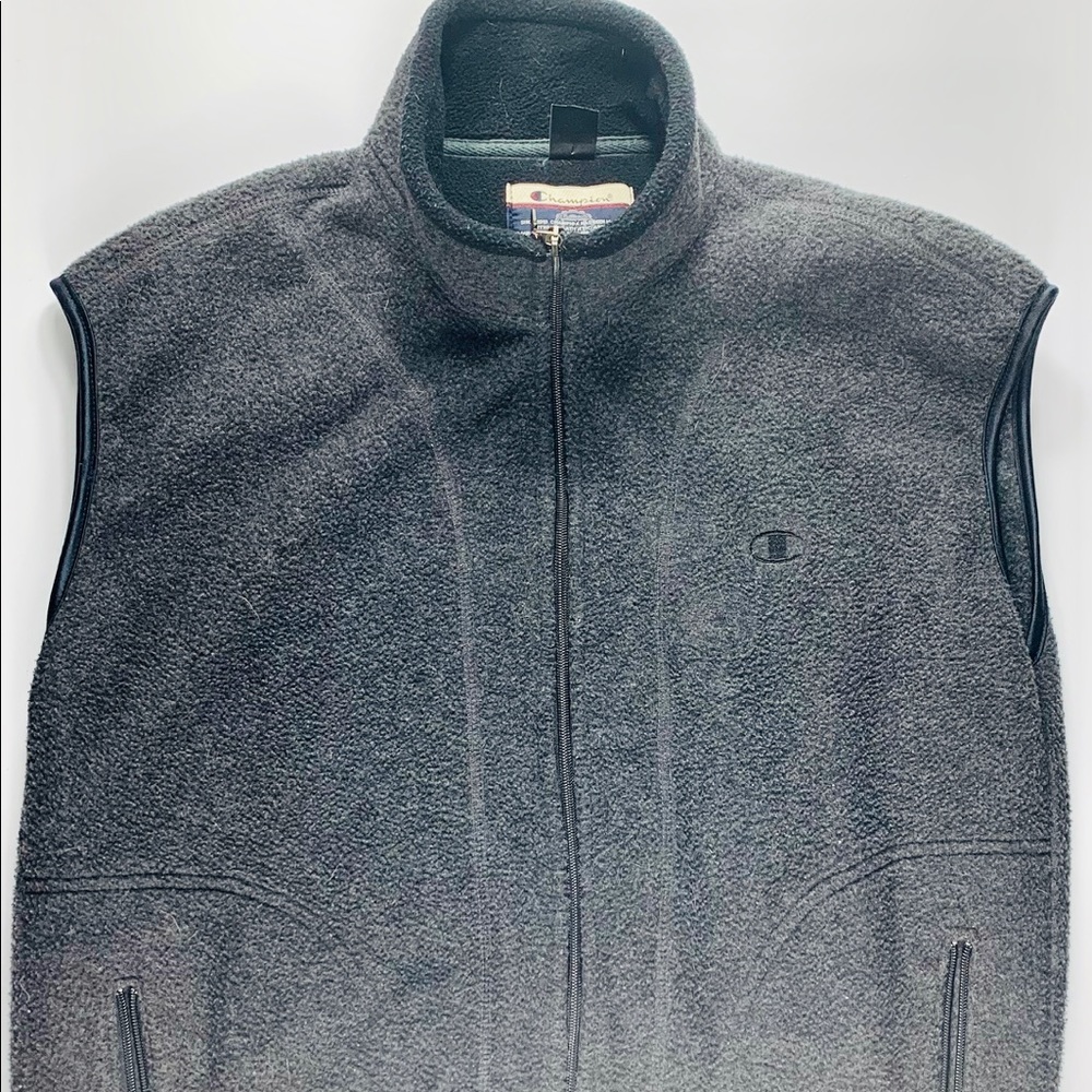Champion vest